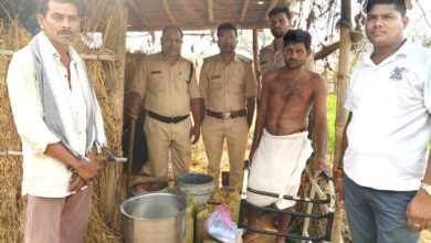 ग्राम बहरपुर और सम्बलपुर में 13.40 लीटर देशी प्लेन और महुआ शराब जब्त