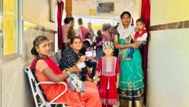 आयुष्मान महाभियान: कलेक्टर ने विभिन्न गॉवों का किया निरीक्षण,आमजनों से किया संवाद, परिवार के सभी सदस्यों का कार्ड बनाने के दिए निर्देश