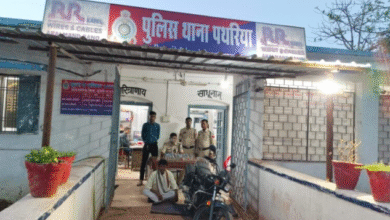 “ऑपरेशन बाज” के तहत अवैध कच्ची महुआ शराब के साथ आरोपी गिरफ्तार, भेजा गया जेल
