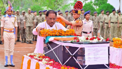 नक्सल मुठभेड़ में शहीद जवान मेहुल भाई को मुख्यमंत्री ने दी श्रद्धांजलि