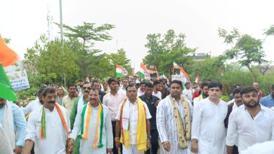 मुंगेली कांग्रेस ने कलेक्ट्रेट घेराव कर राज्यपाल के नाम विभिन्न मुद्दों को लेकर कलेक्टर को ज्ञापन सौंपा