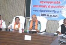 मछुआ कल्याण बोर्ड के अध्यक्ष श्री मटियारा ने दो मत्स्य पालकों को प्रदान किया आईस बॉक्स
