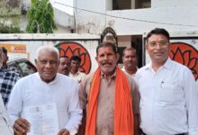 एनएचएम संविदा स्वास्थ्य कर्मियों का आंदोलन जारी मुंगेली में विधायक को सौंपा गया ज्ञापन मोदी की गारंटी याद दिलाया